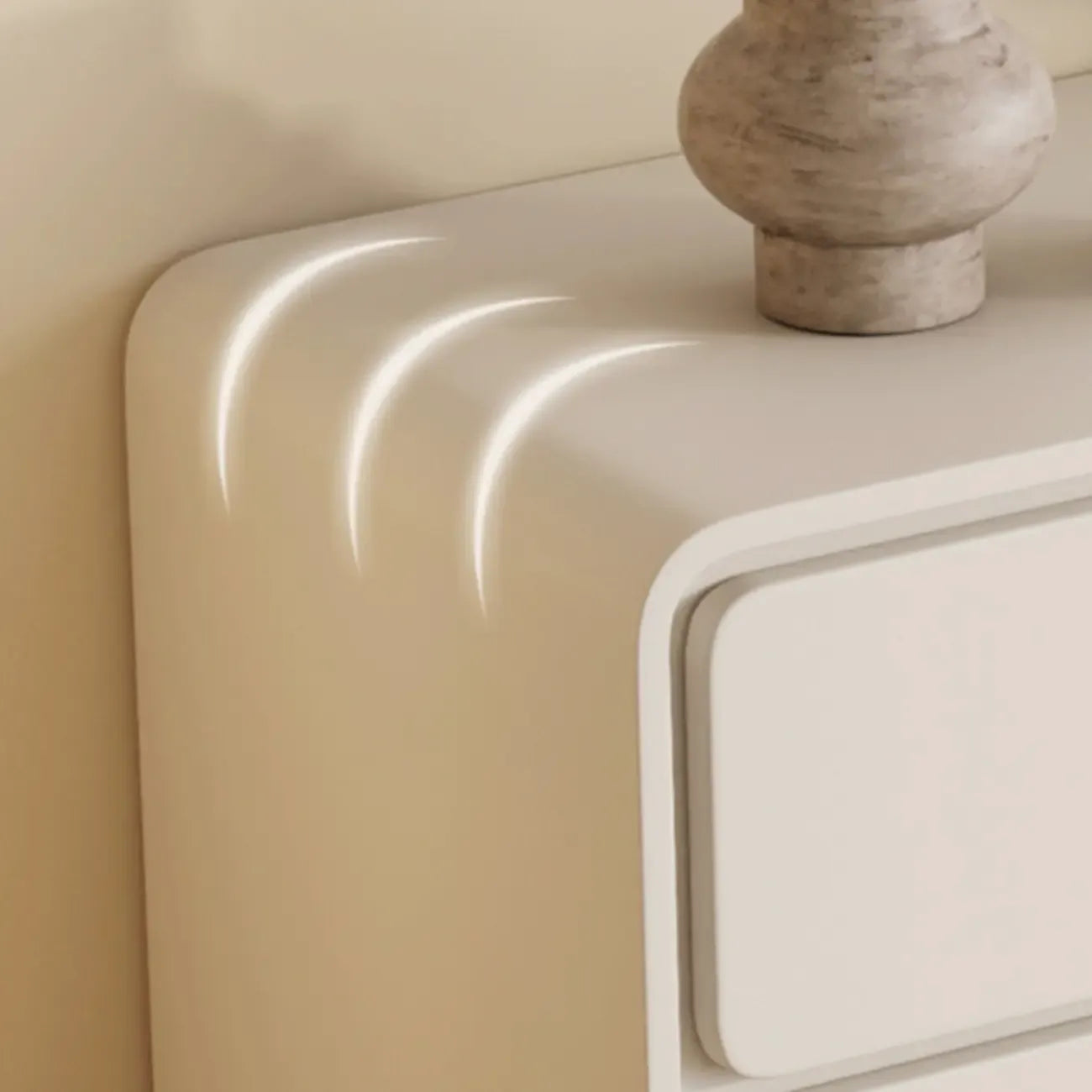Commode moderne blanche en bois avec tiroirs pour chambre à coucher