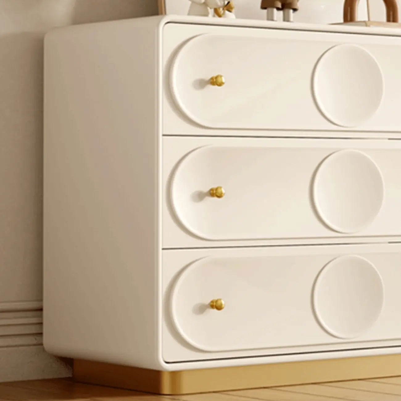 Commode moderne blanche en bois avec tiroirs pour chambre à coucher