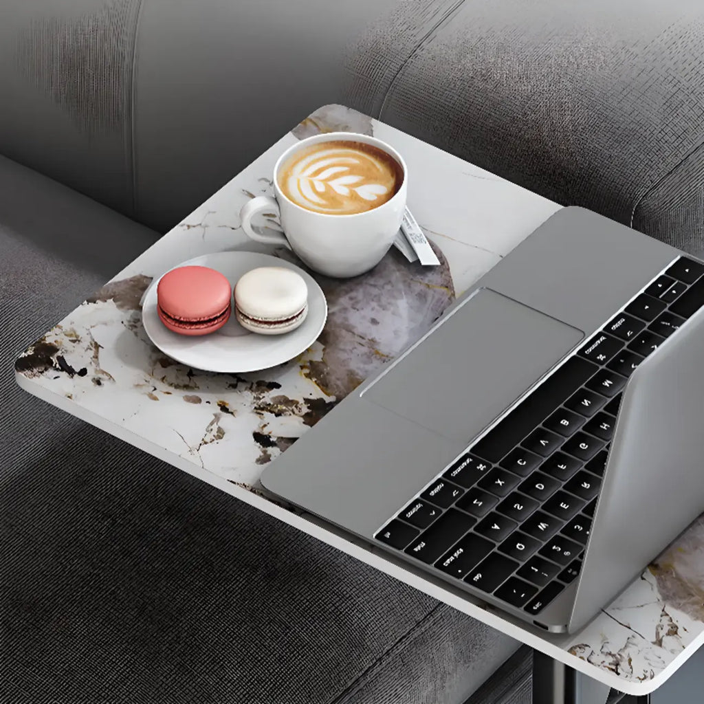 Table d'appoint minimaliste en forme de C en pierre frittée blanche pour canapé