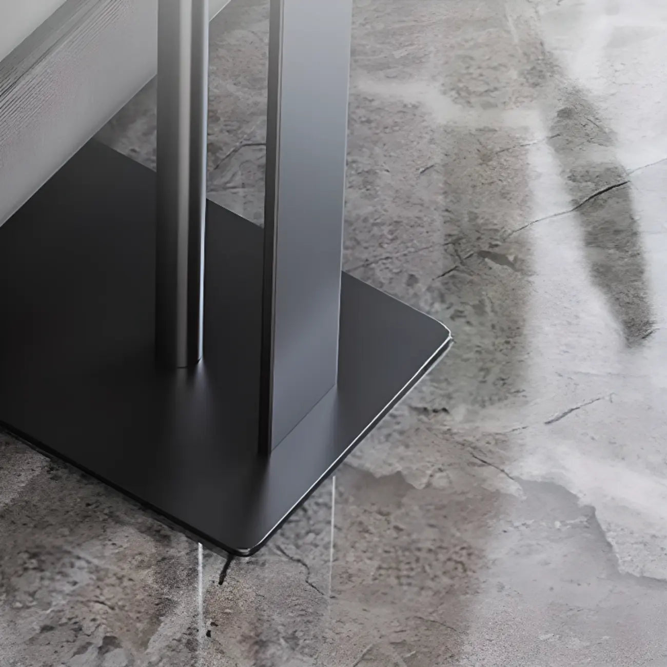 Table d'appoint minimaliste en forme de C en pierre frittée blanche pour canapé