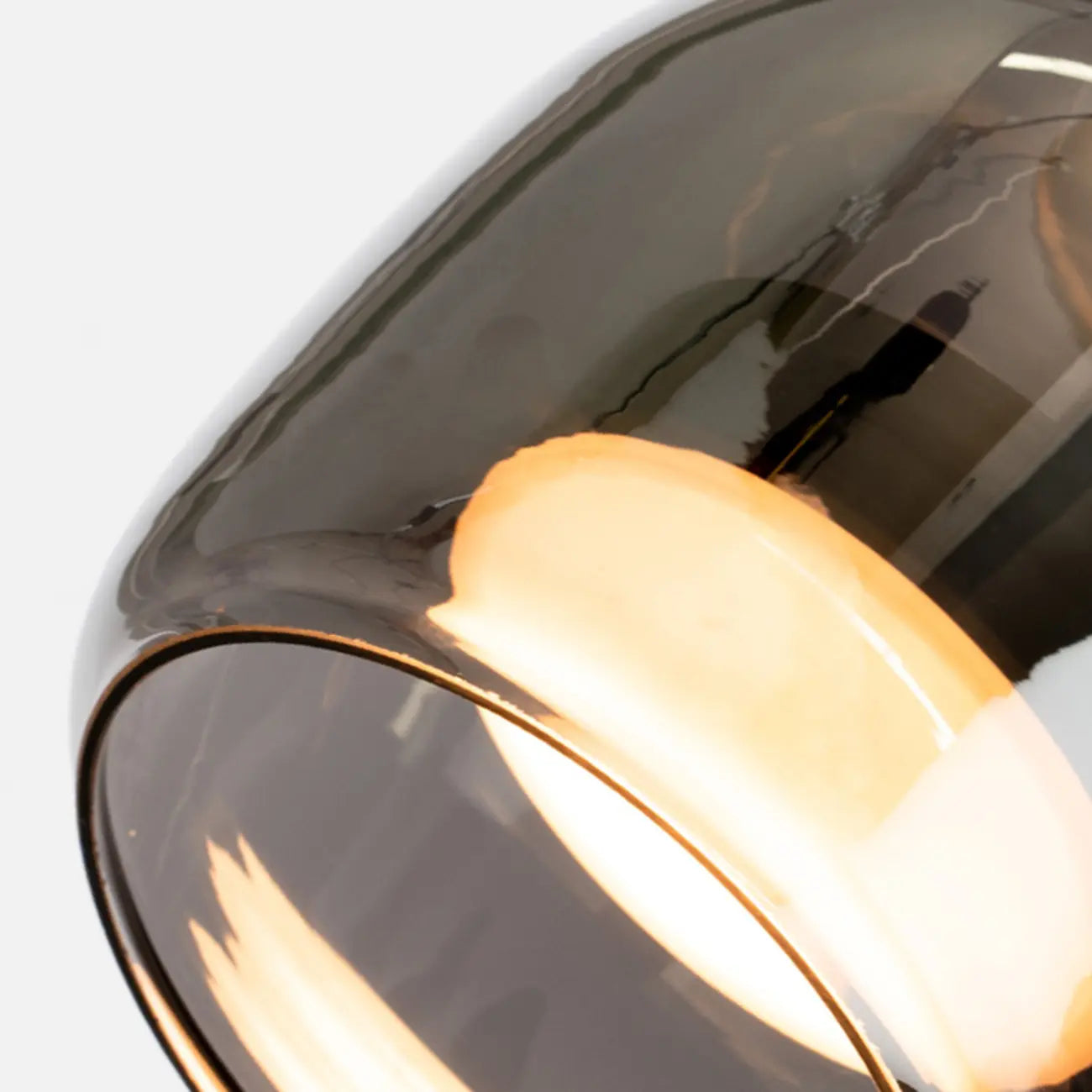 Suspension moderne à 3 lumières en verre noir en forme de bocal