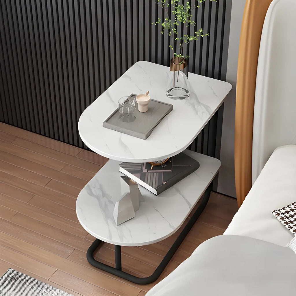 Table de chevet en métal avec comptoir en pierre et rangement ouvert