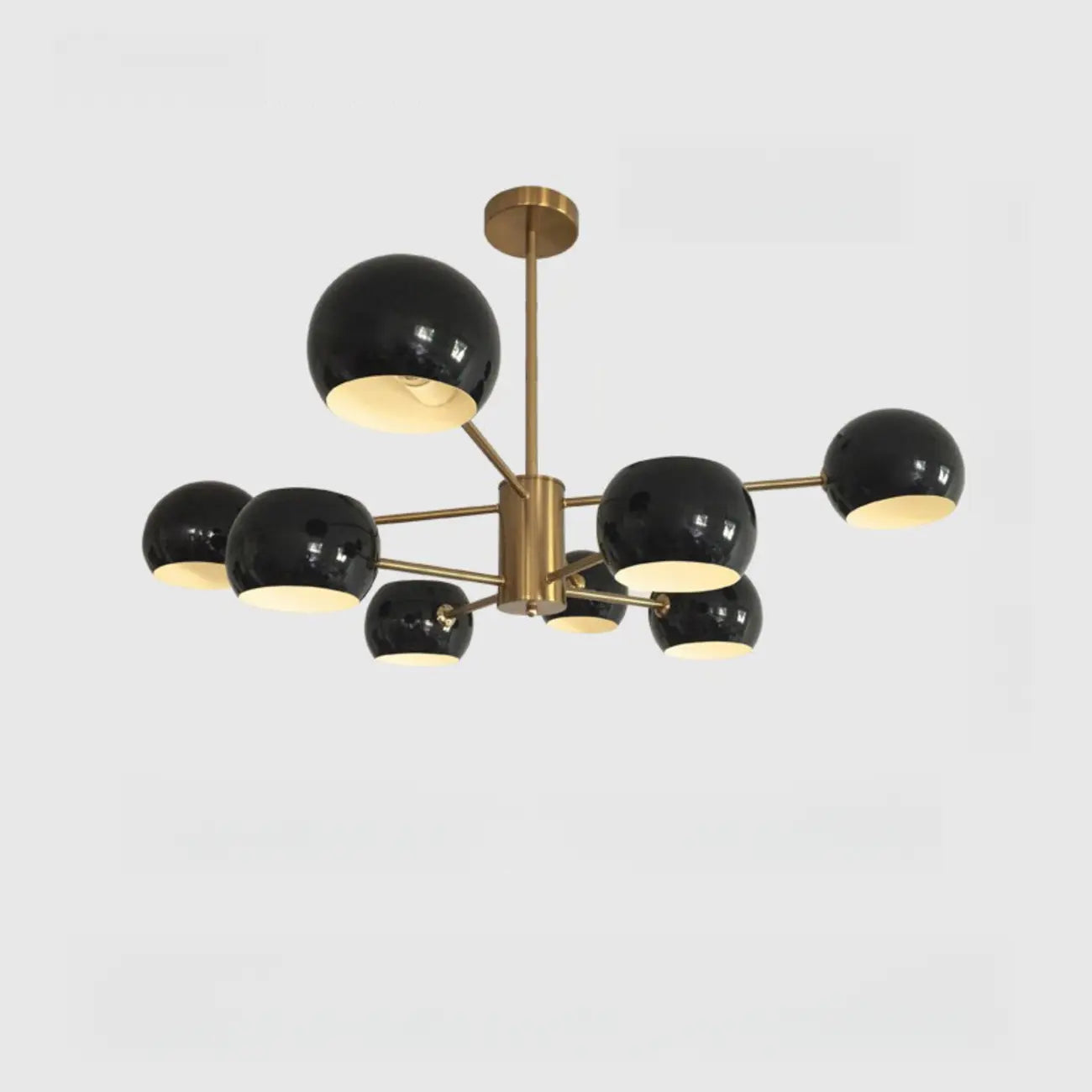 Lustre minimaliste moderne en métal avec abat-jour sphérique