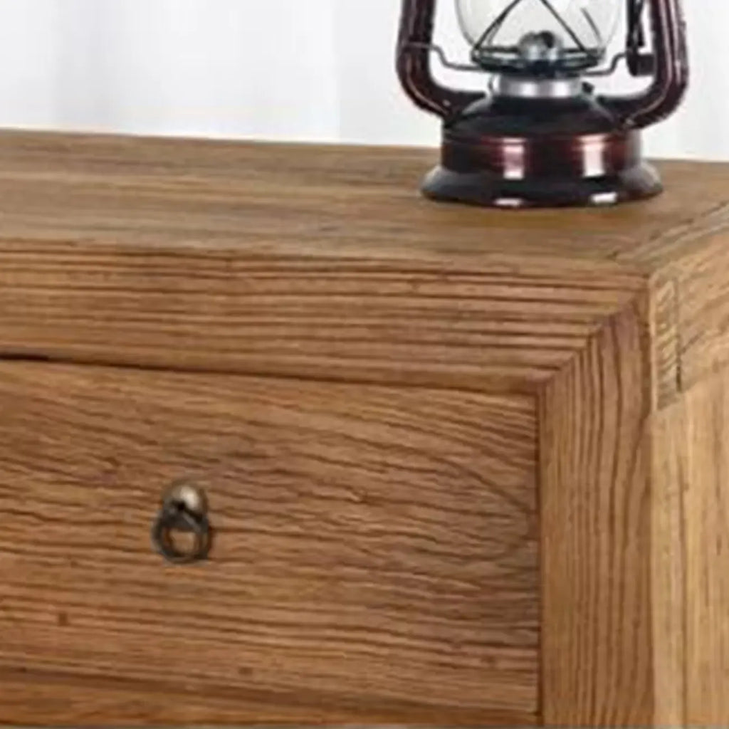 Commode console traditionnelle en bois brun avec poignées en métal