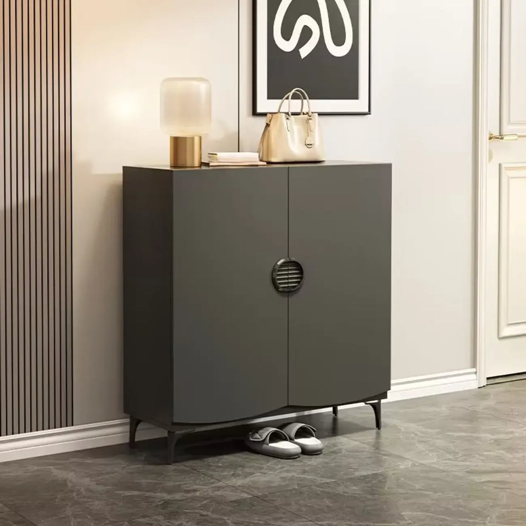 Armoire à chaussures en bois gris foncé pour couloir