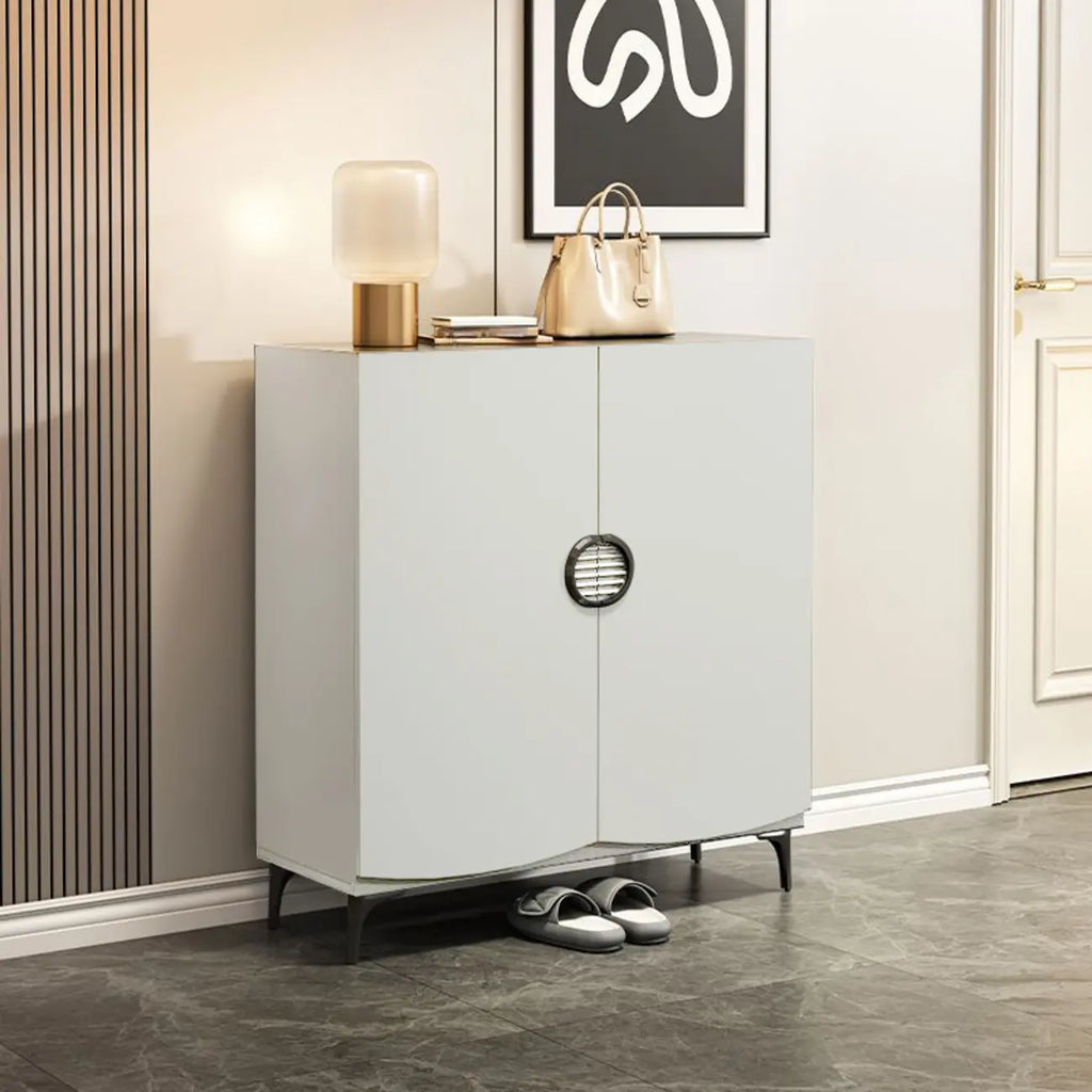 Armoire à chaussures en bois gris foncé pour couloir