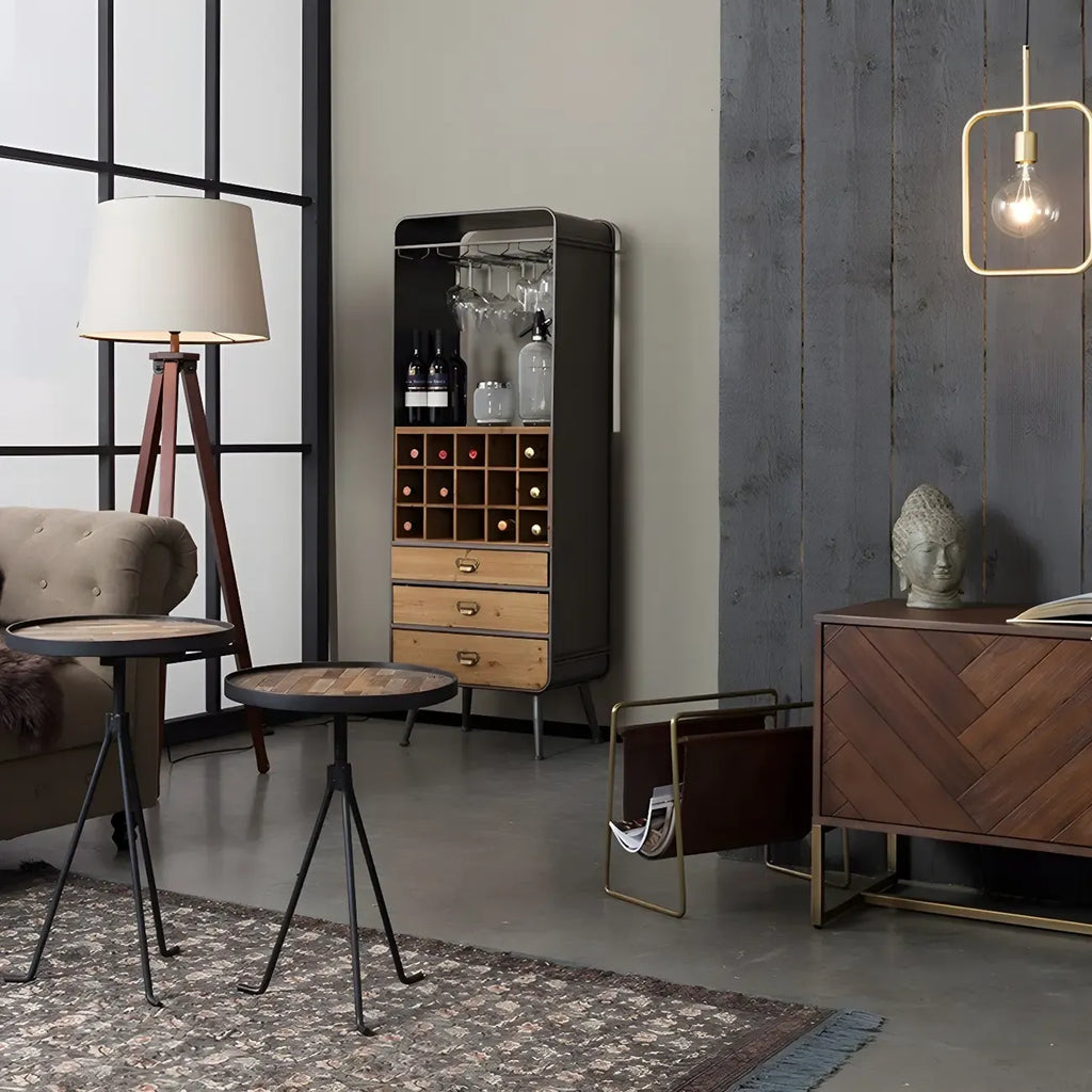 Casier à vin industriel en bois brun avec porte-verres et tiroirs