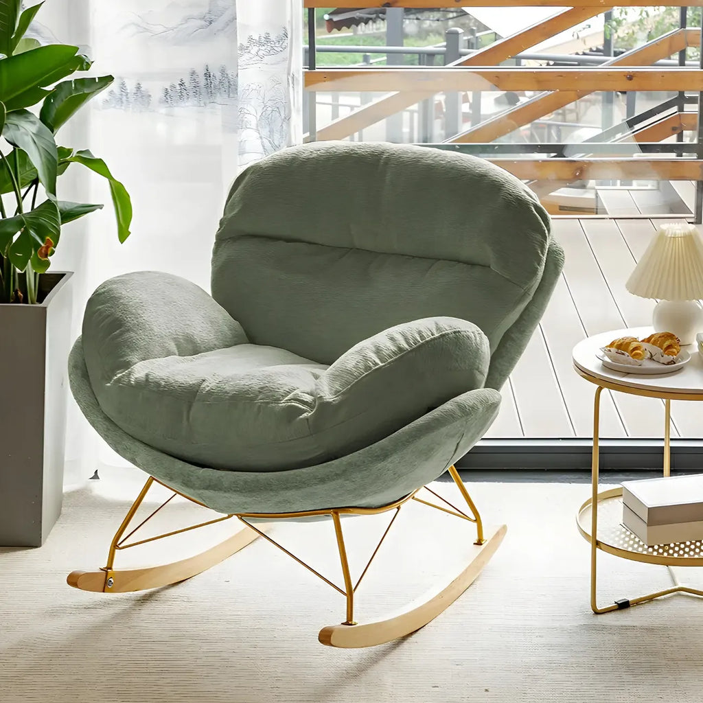 Fauteuil à bascule moderne recouvert de velours avec pieds en bois