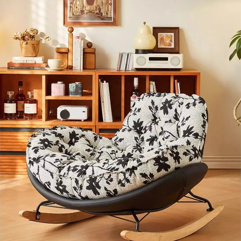 Fauteuil à bascule à oreilles rembourré et élégant pour salon