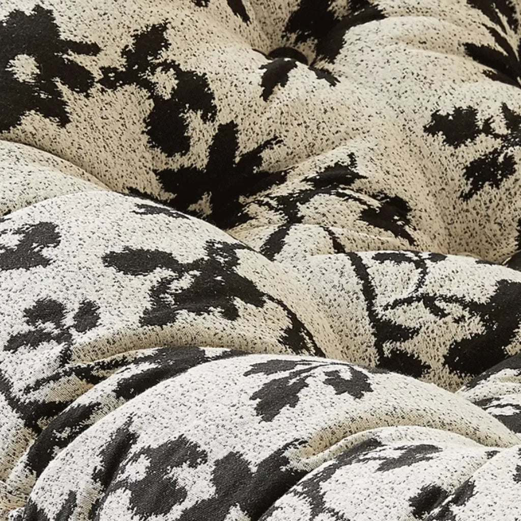 Fauteuil à bascule à oreilles rembourré et élégant pour salon