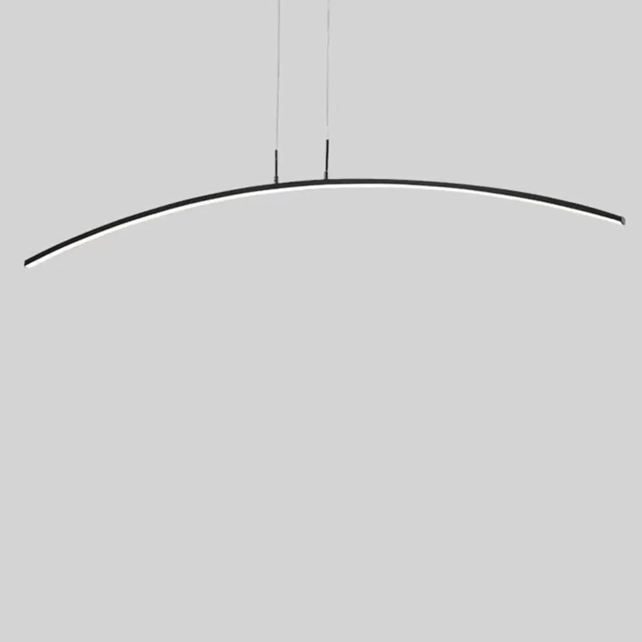 Suspension LED linéaire noire en gel de silice pour îlot, en forme d'arche.