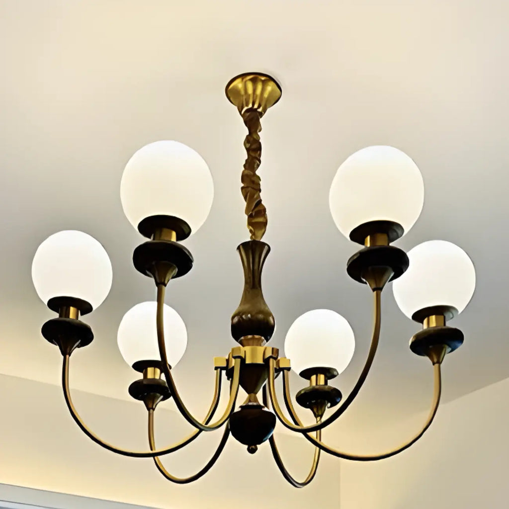 Lustre simple en bois, or et verre blanc, or