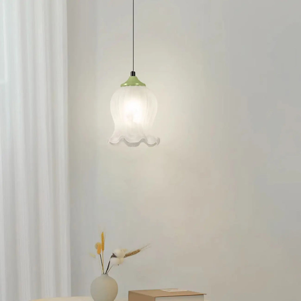 Lampe de chevet enfant, suspension tulipe en verre blanc