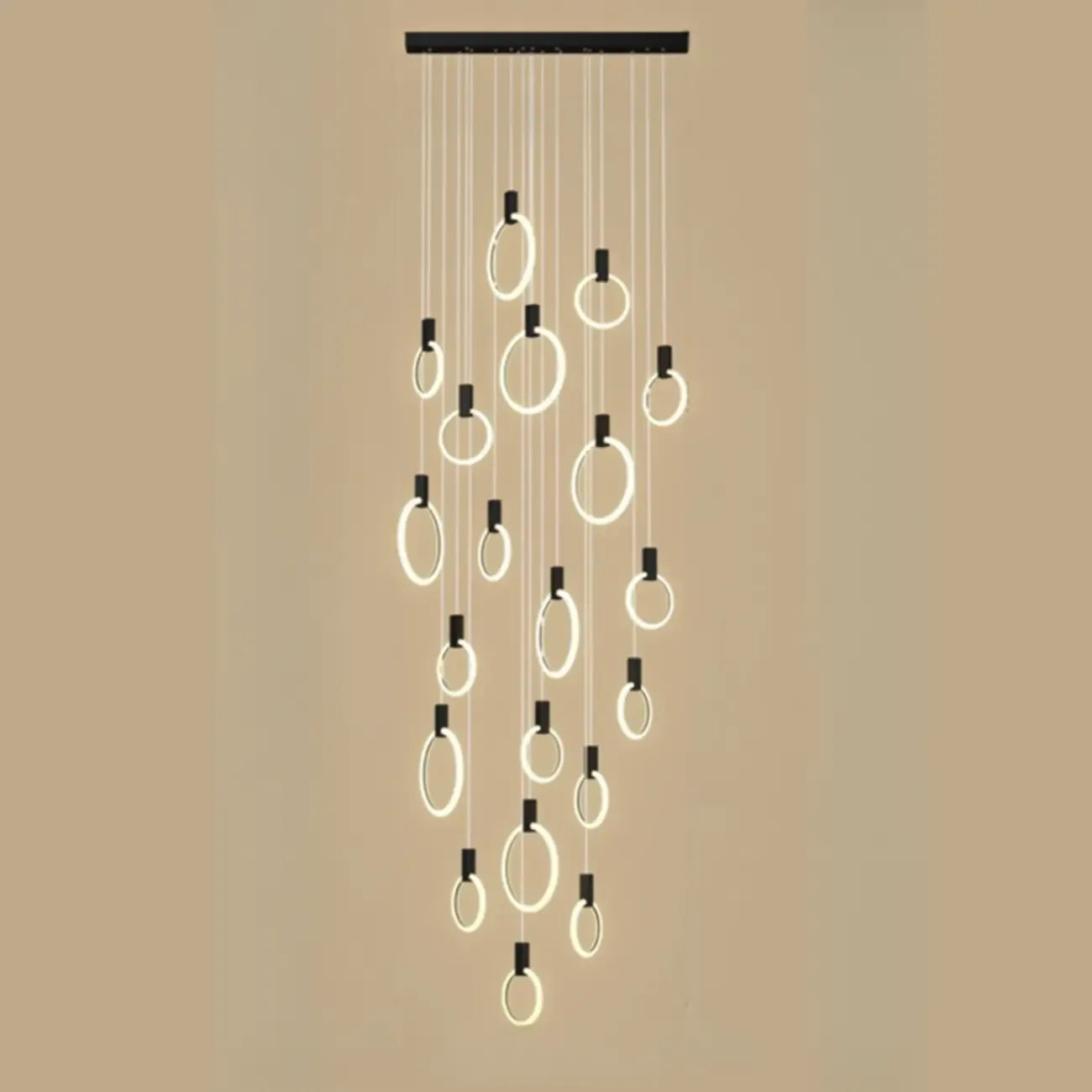 Suspension LED dorée personnalisable pour escalier