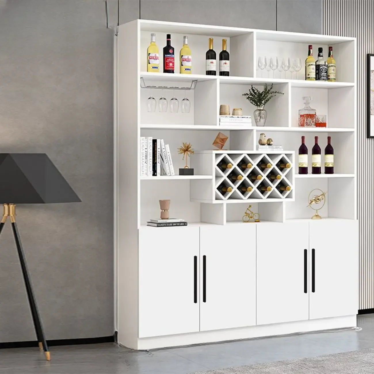 Armoire à vin moderne en bois avec rangement ouvert