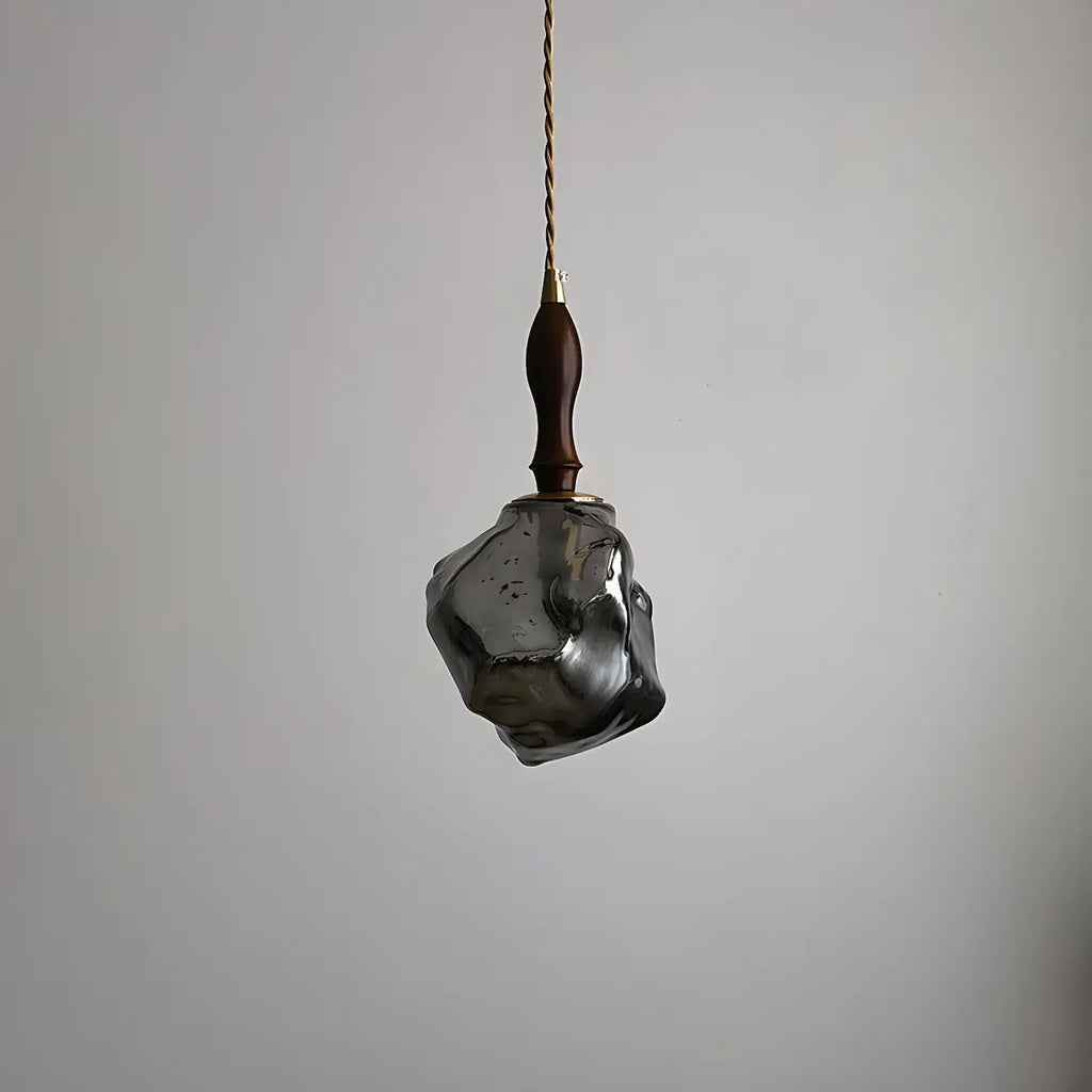 Suspension moderne en cristal ambré irrégulier pour la décoration intérieure