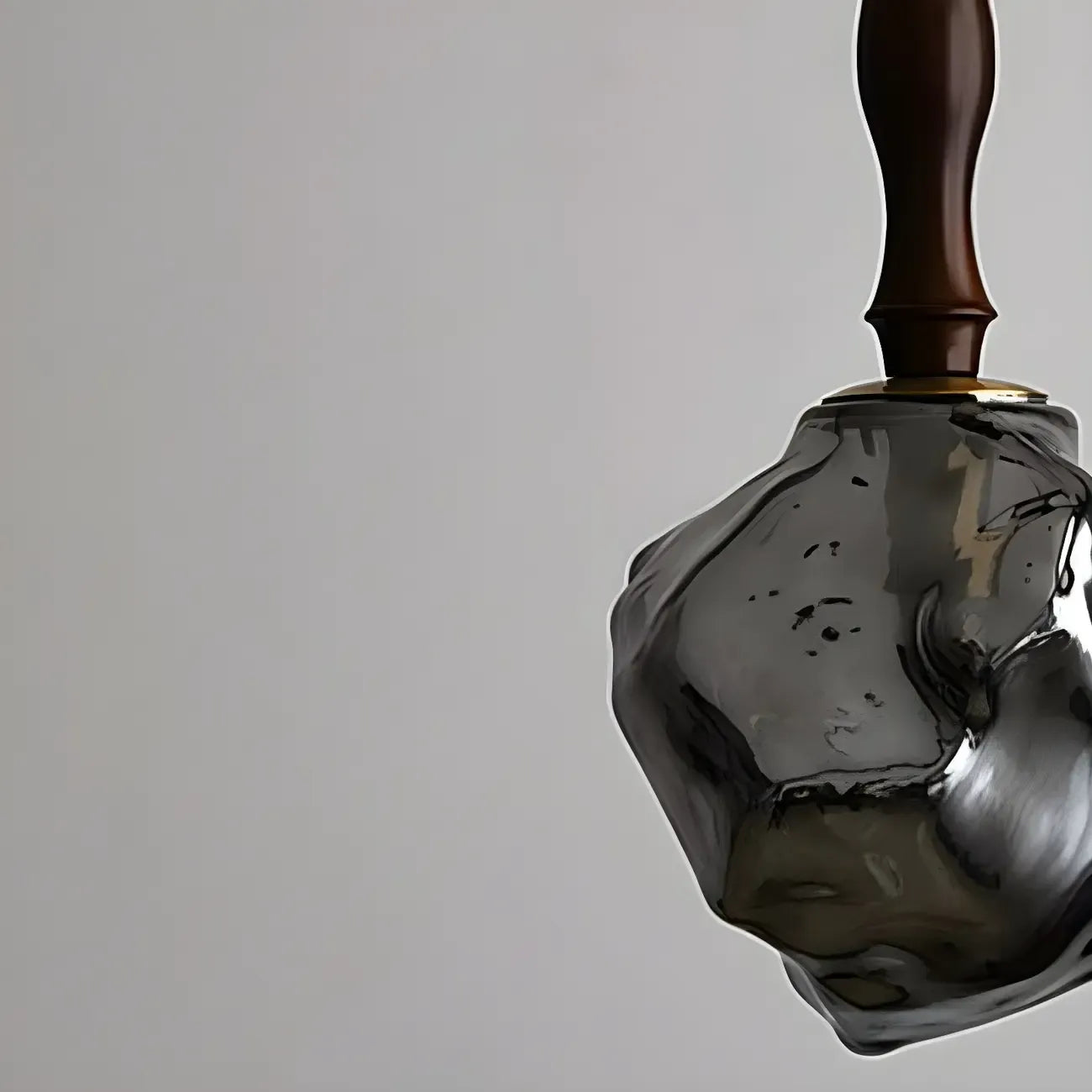 Suspension moderne en cristal ambré irrégulier pour la décoration intérieure