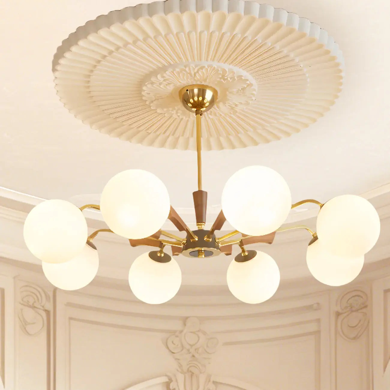 Lustre moderne en verre blanc avec boules et longueur réglable