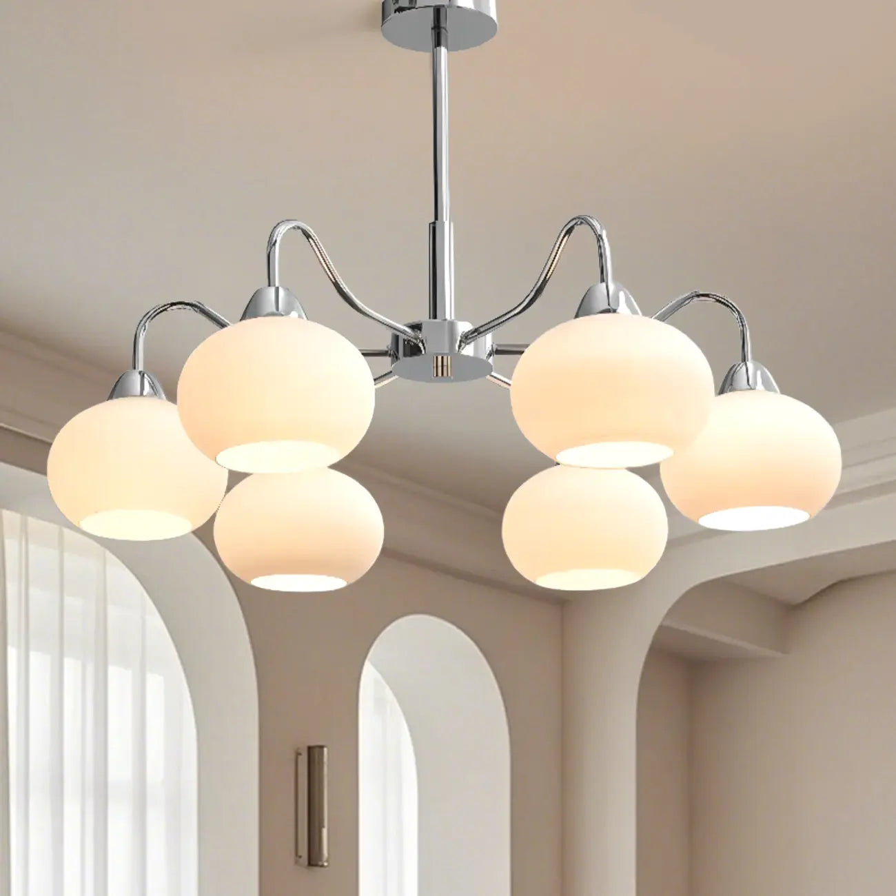 Lustre moderne en verre avec abat-jour globe pour salon