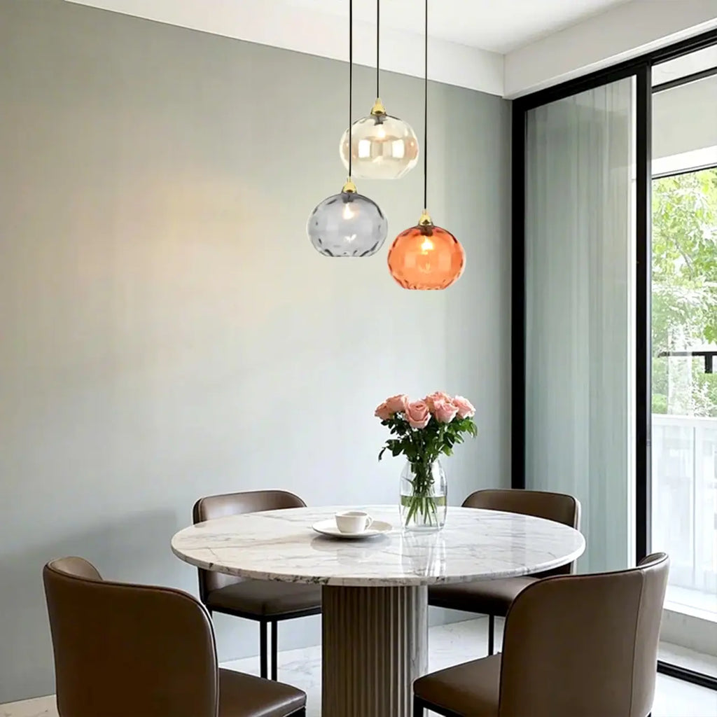 Suspension globe en vitrail artistique pour salle à manger