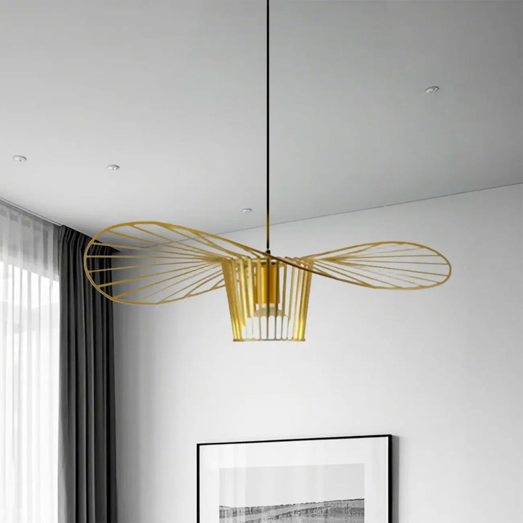 Suspension contemporaine au design linéaire ondulé en feuille de lotus, style chapeau.