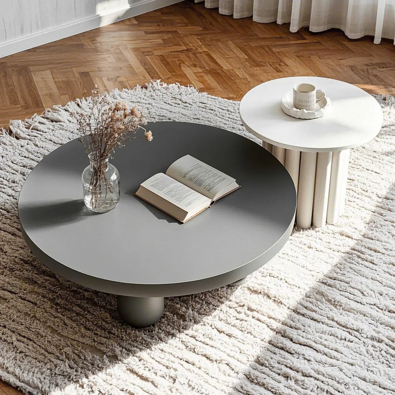 Table basse ronde minimaliste en bois noir et blanc