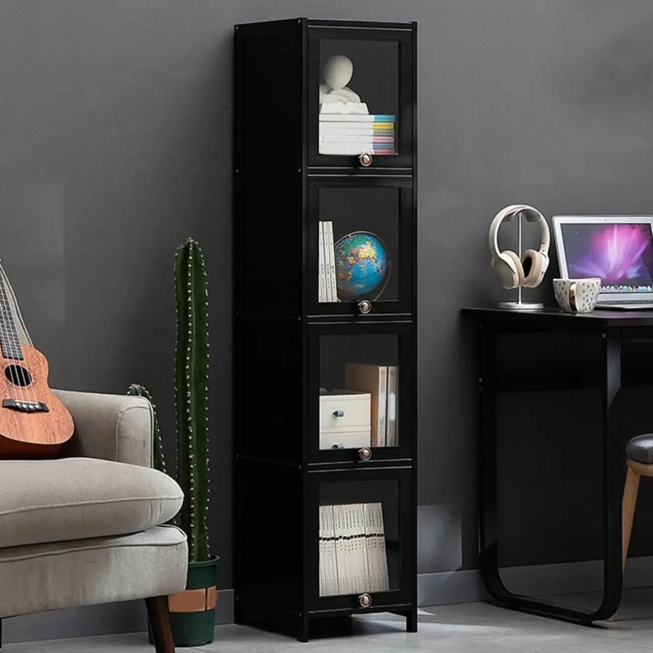 Élégante vitrine en bambou noir et verre pour salon