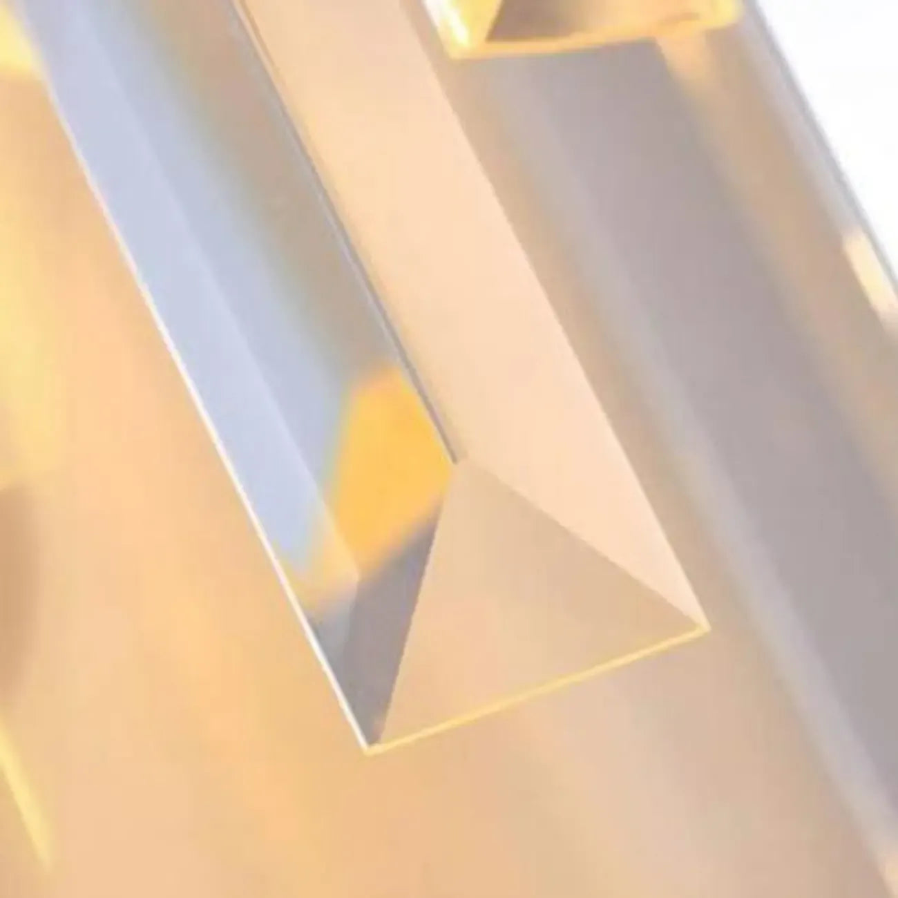 Applique murale moderne à plusieurs niveaux en métal doré et cristal brillant