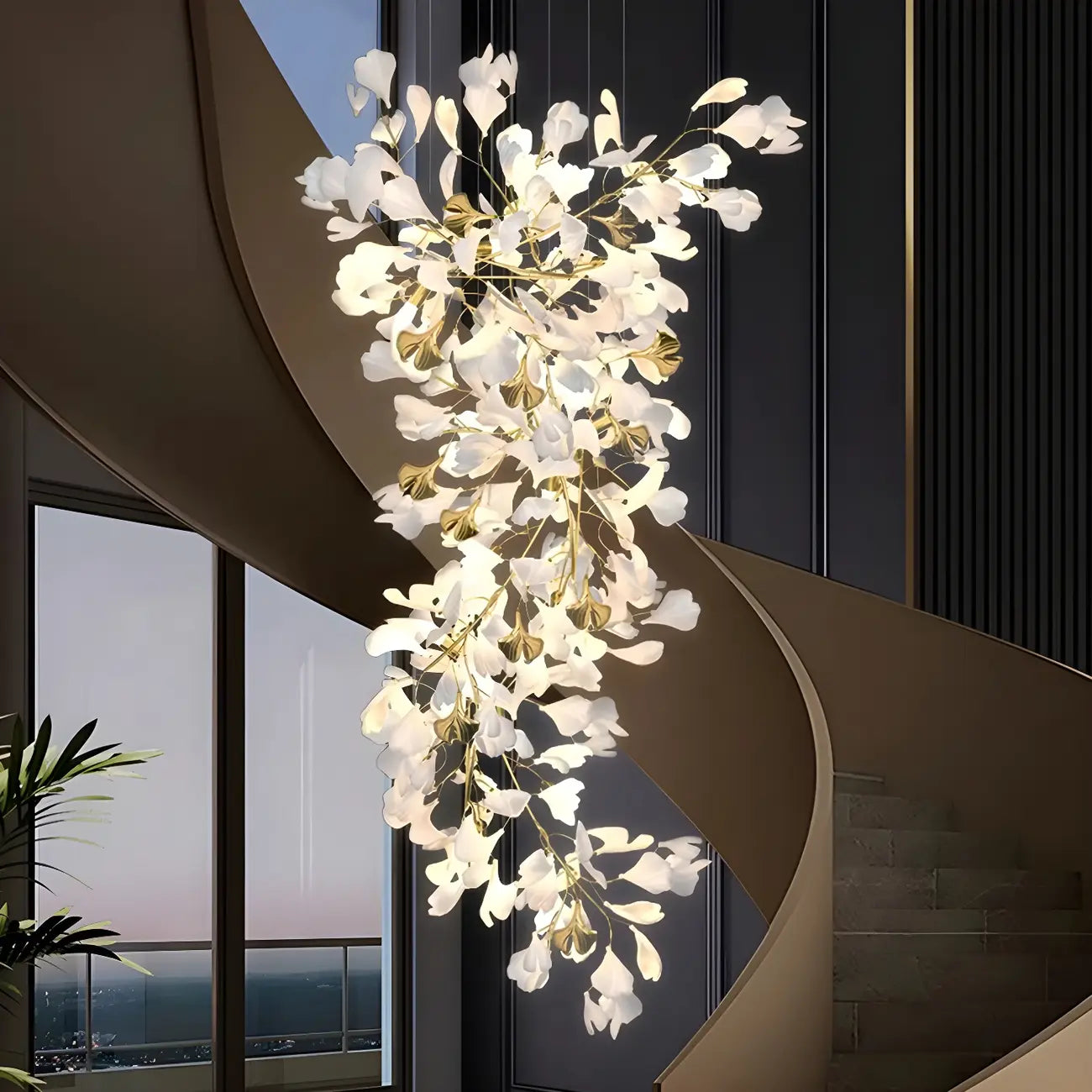 Lustre élégant en céramique en forme de feuille, orné d'une spirale dorée, pour escalier.