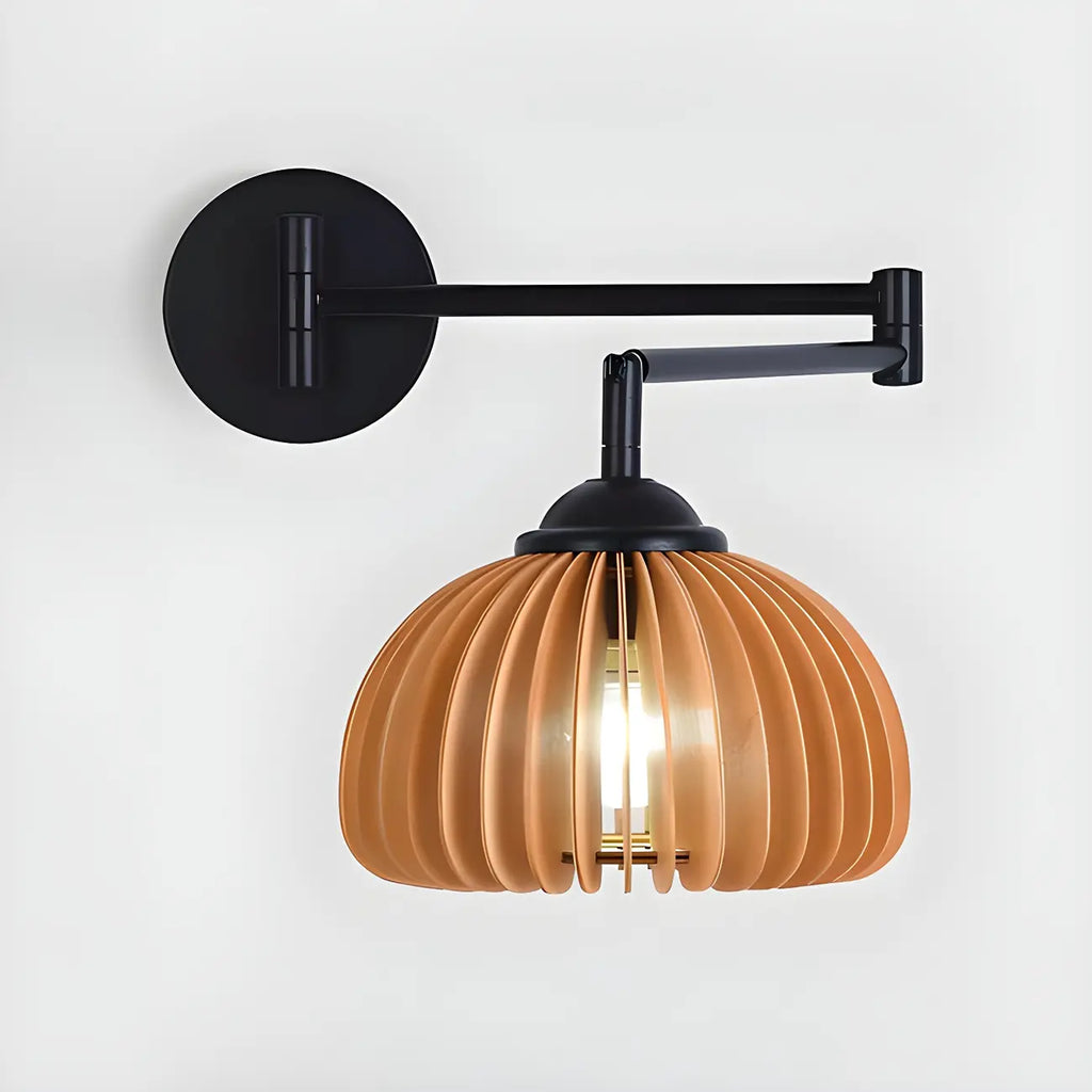 Applique murale vintage en noyer à bras articulé avec abat-jour en bois