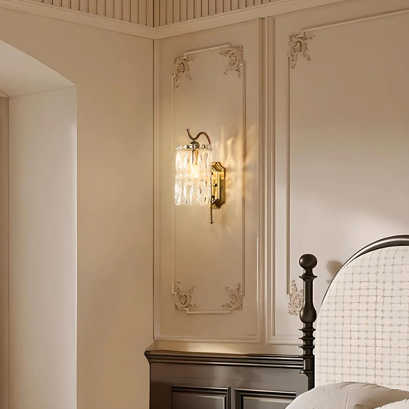 Applique murale cylindrique en cristal à col de cygne doré de luxe