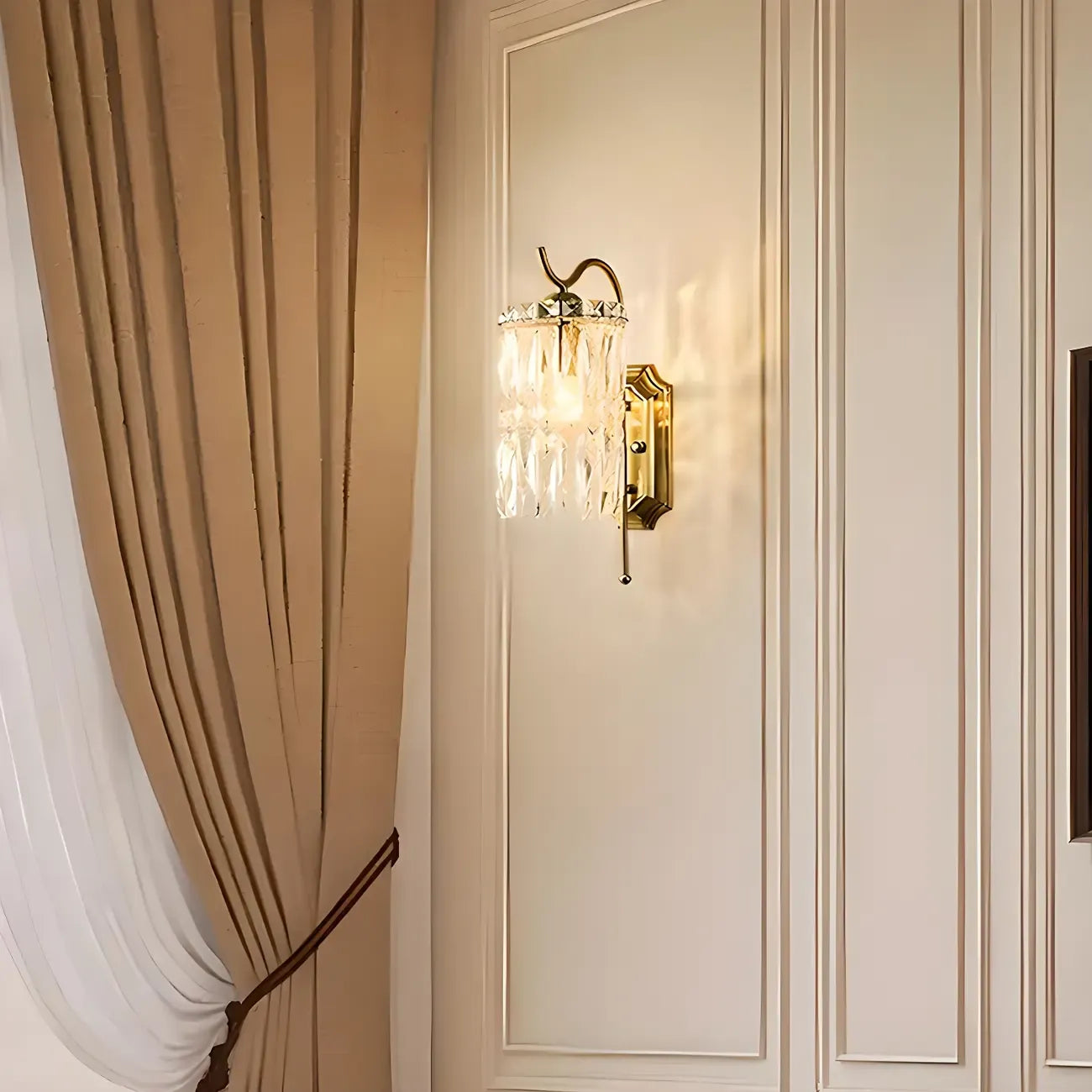 Applique murale cylindrique en cristal à col de cygne doré de luxe