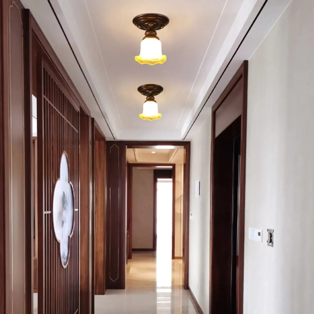 Plafonnier semi-encastré vintage en verre dépoli brun à motif floral