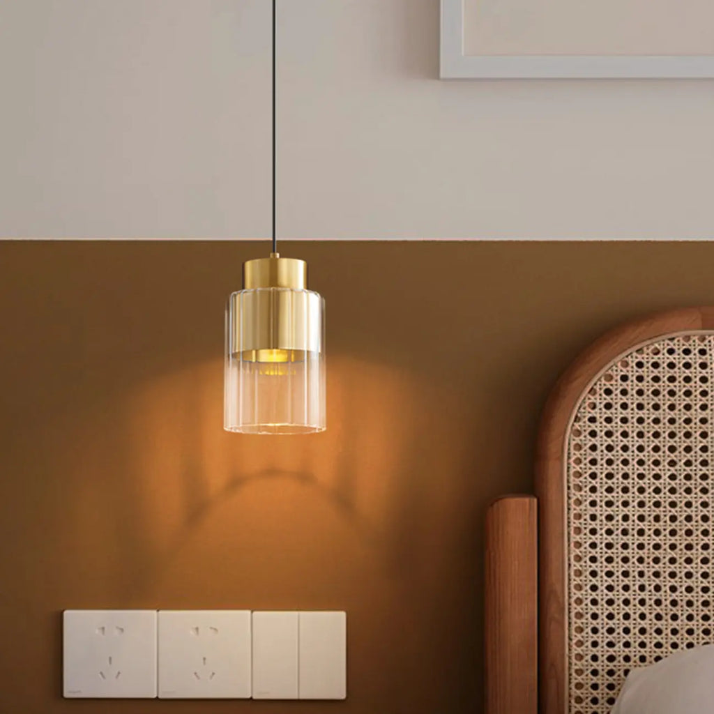 Suspension minimaliste cylindrique en laiton et verre transparent