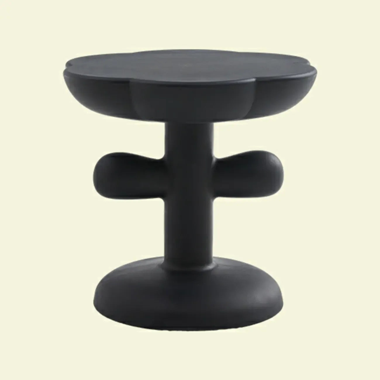 Table d'appoint minimaliste en plastique aux formes libres pour le salon