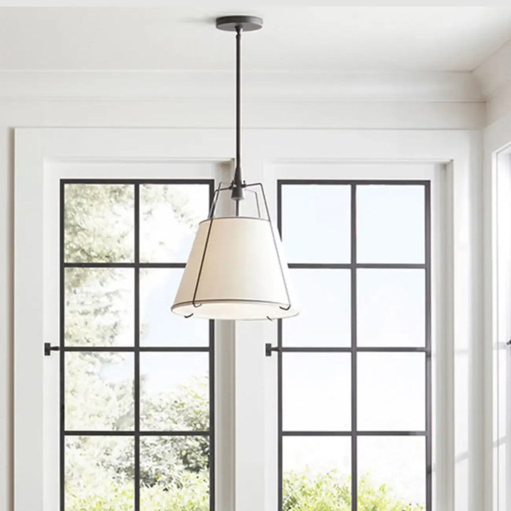 Suspension moderne en métal et tissu blanc pour salle à manger