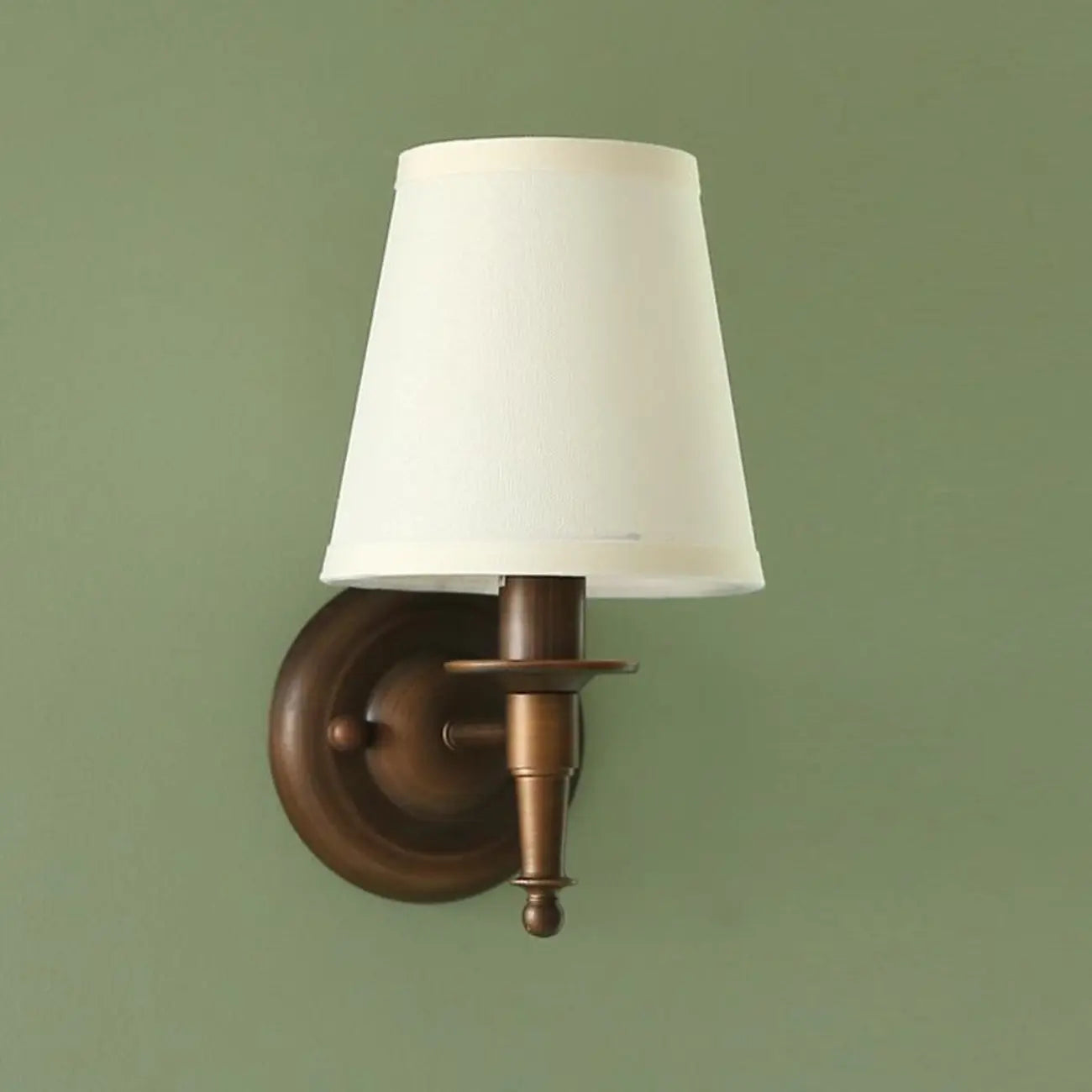 Applique murale conique vintage en tissu mat