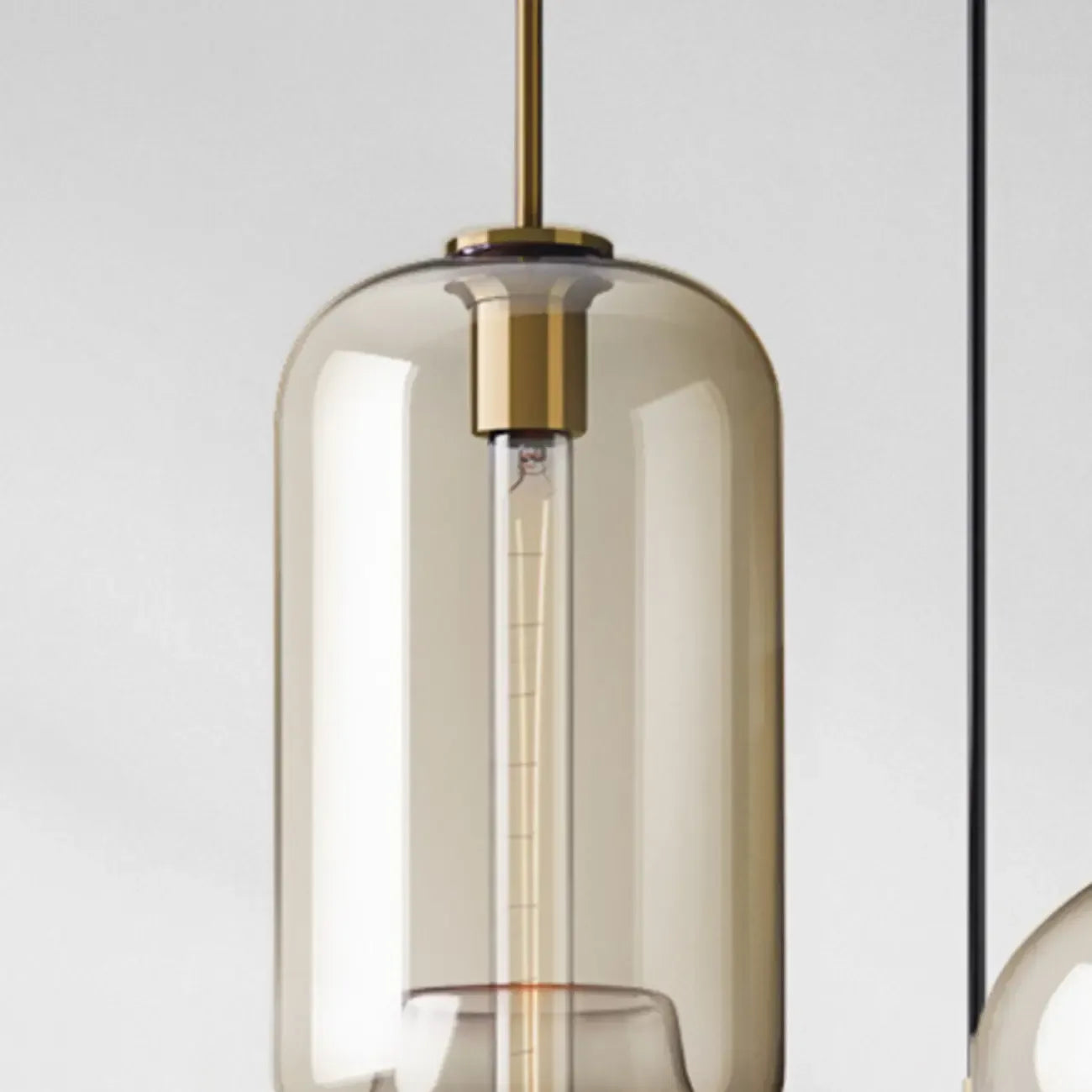 Suspension globe cognac en verre et métal, style minimaliste