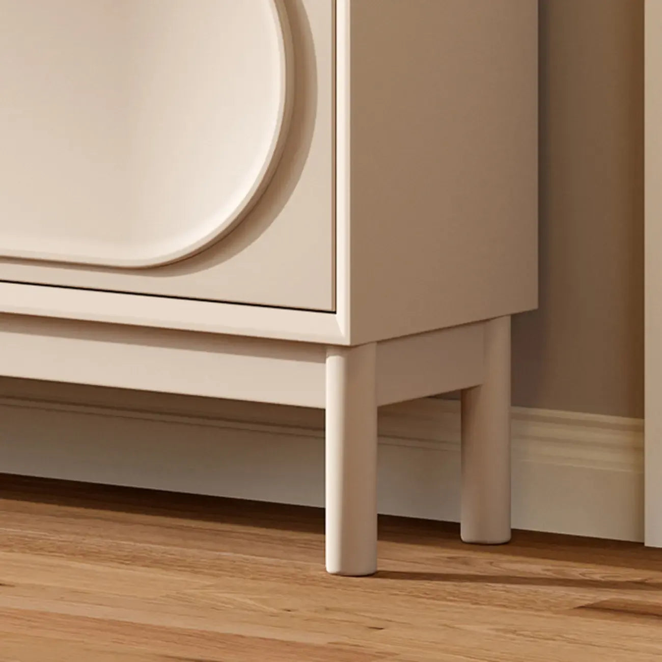 Meuble à chaussures en bois crème avec façade rabattable et 3 tiroirs