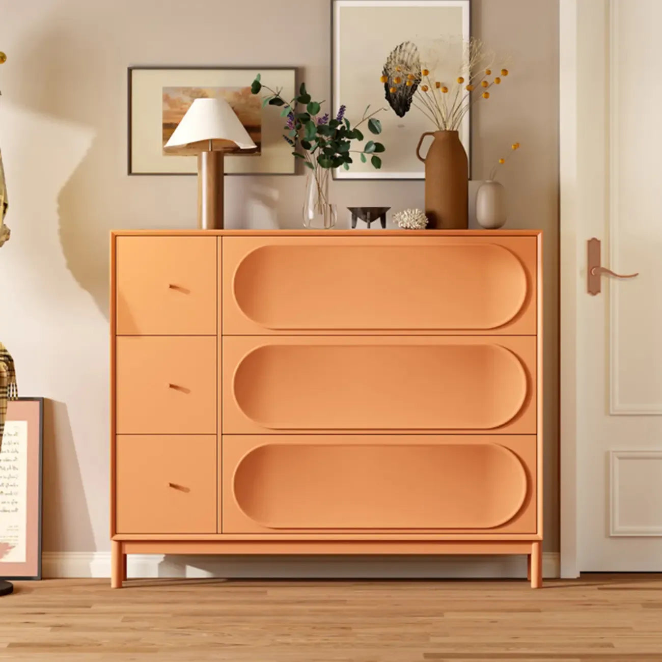 Meuble à chaussures en bois crème avec façade rabattable et 3 tiroirs