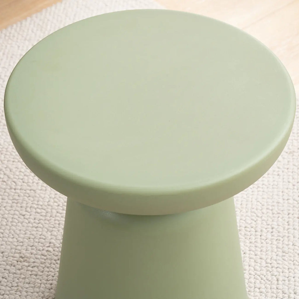 Table d'appoint ronde minimaliste en plastique pour salon