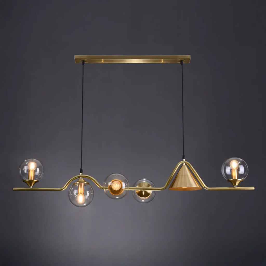 Salle à manger moderne avec suspension LED en laiton et verre pour îlot central