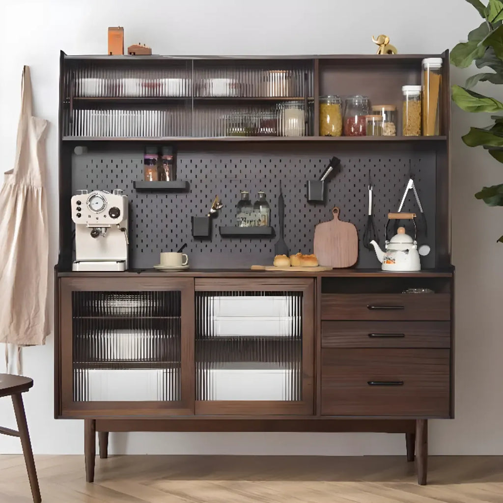 Buffet à trois tiroirs et portes coulissantes en bois naturel