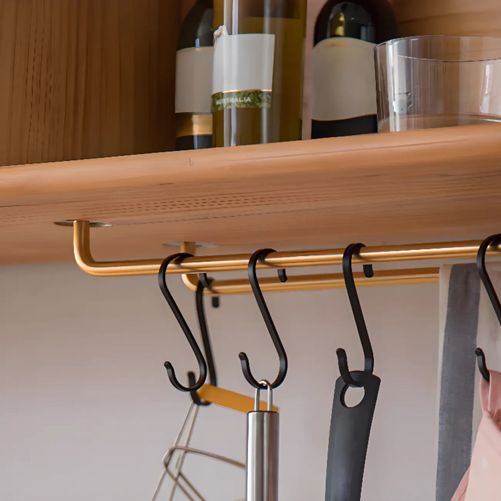 Buffet à trois tiroirs et portes coulissantes en bois naturel