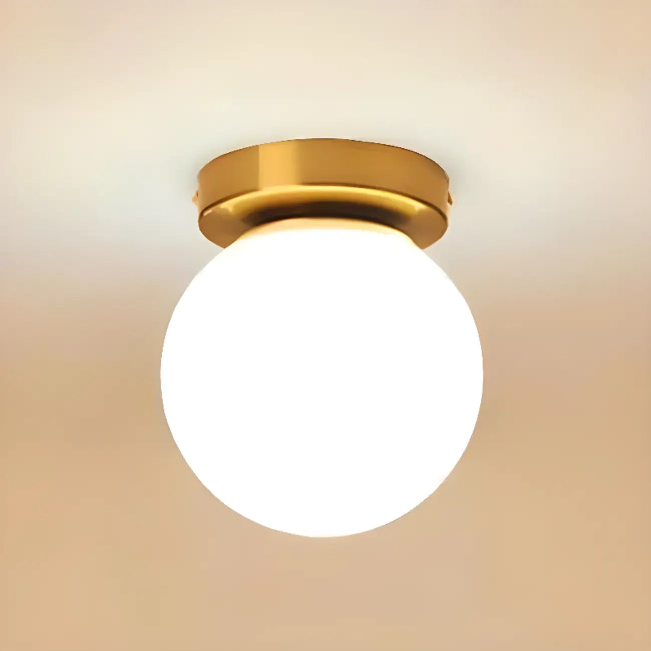 Plafonnier semi-encastré minimaliste en verre et métal, globe.