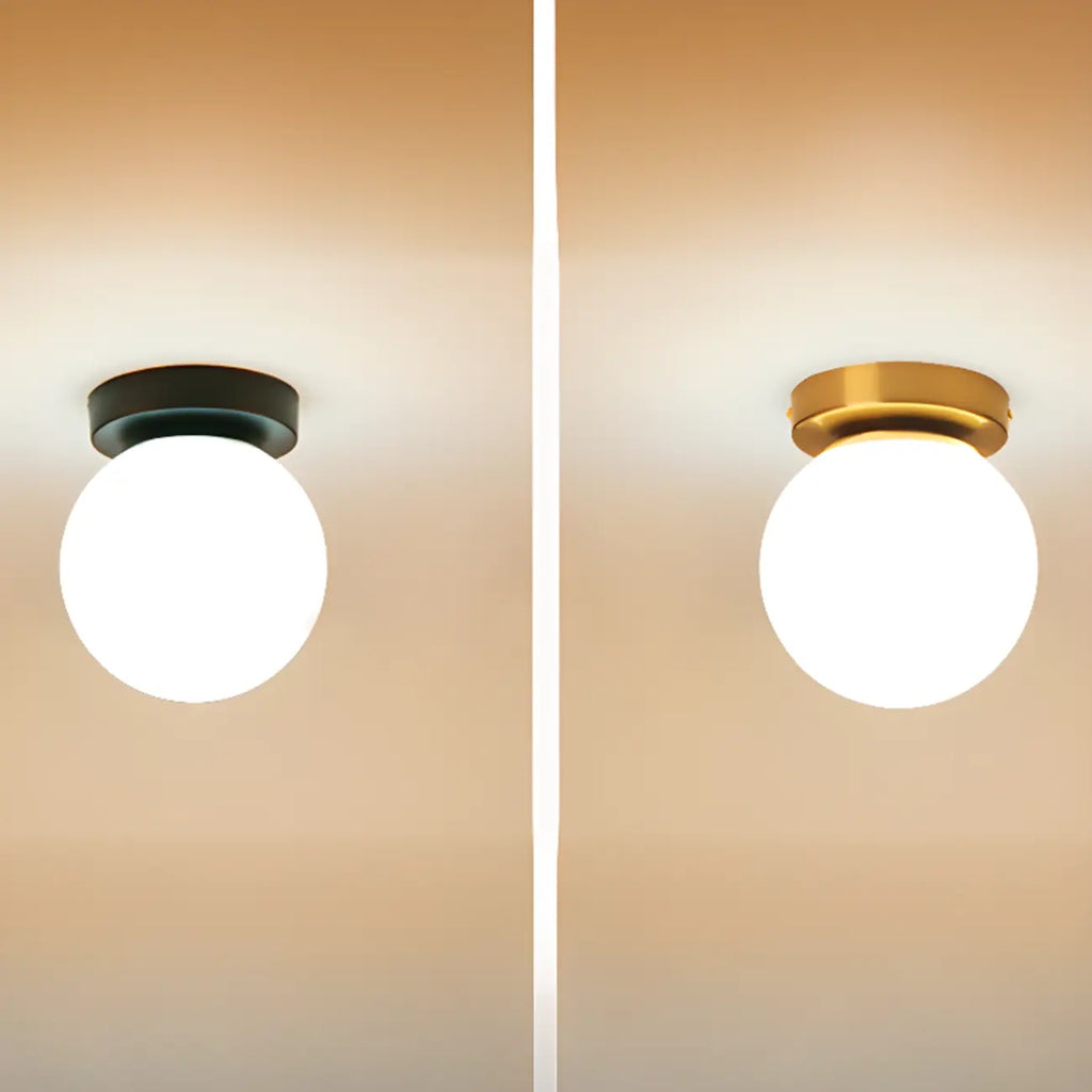 Plafonnier semi-encastré minimaliste en verre et métal, globe.