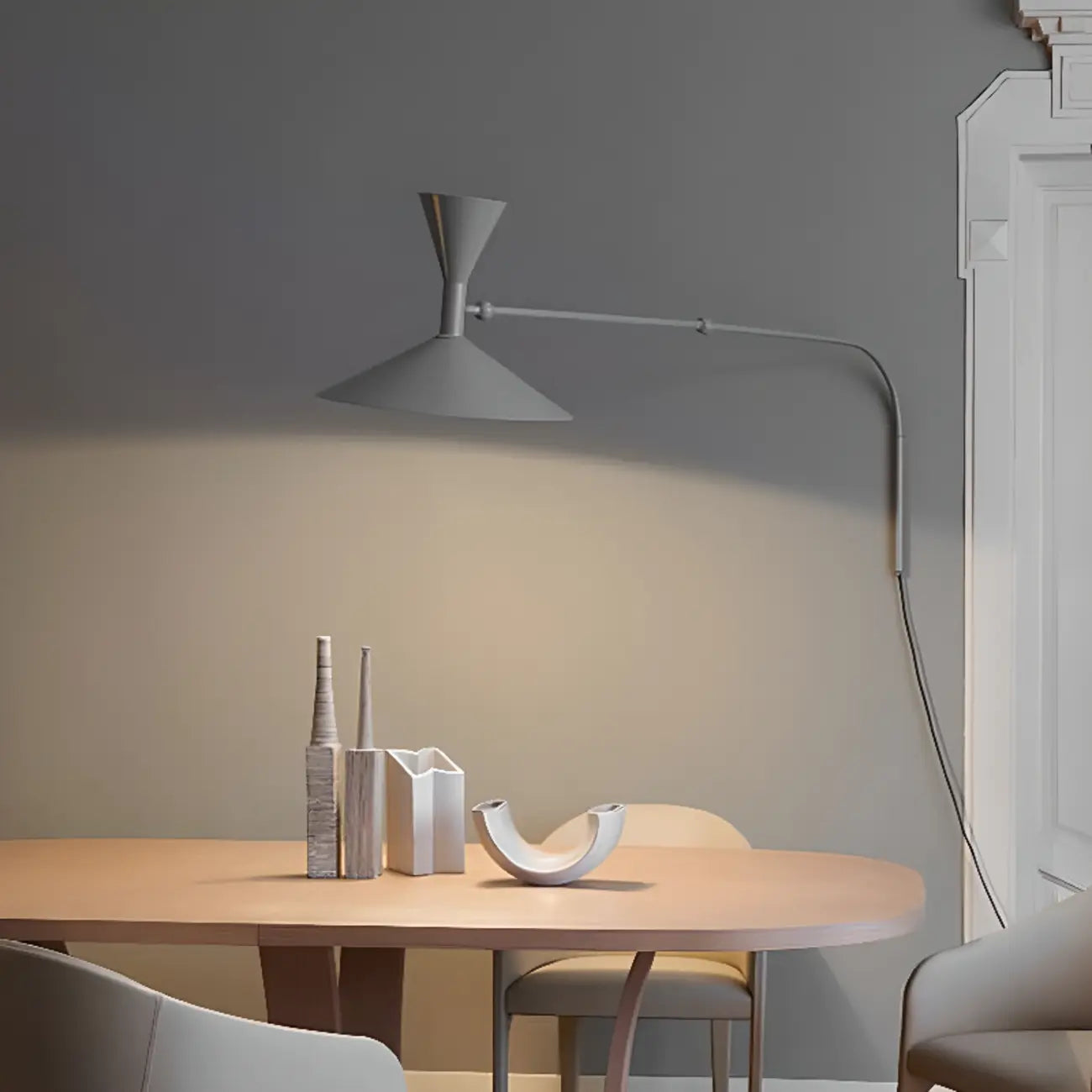 Applique murale moderne et minimaliste à bras articulé avec angle réglable