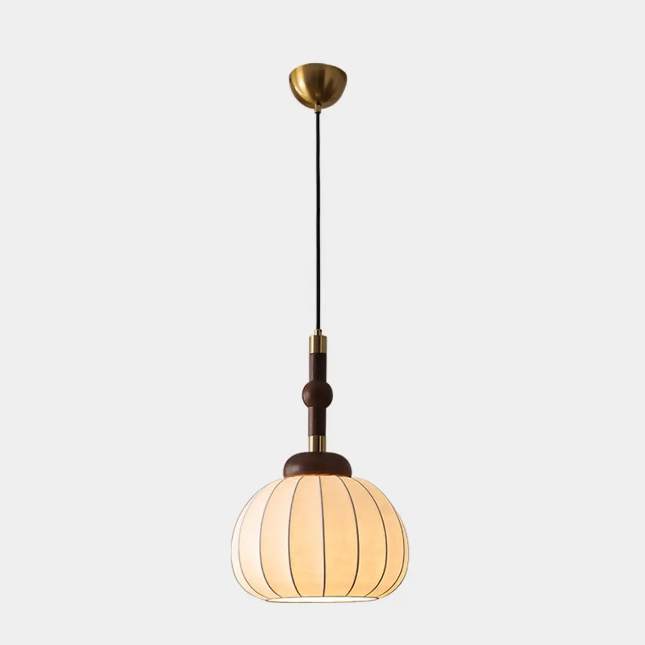 Suspension contemporaine en bois et soie beige citrouille