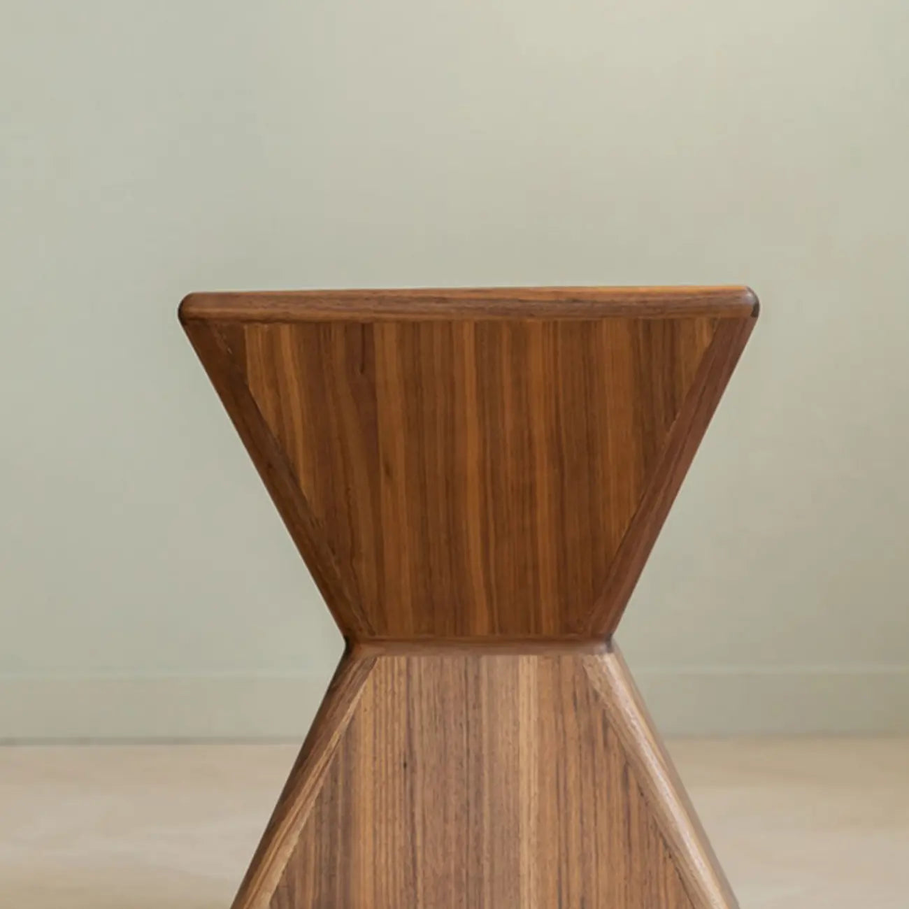 Petite table d'appoint Art Déco géométrique en bois pour salon