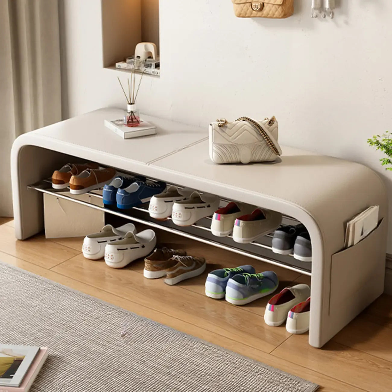 Banc d'entrée arqué avec coussins en similicuir et rangement intégré